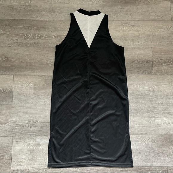 Reebok Workout Ready Meet You There Tank Sports Dress Basketball Black White - Picture 4 of 8